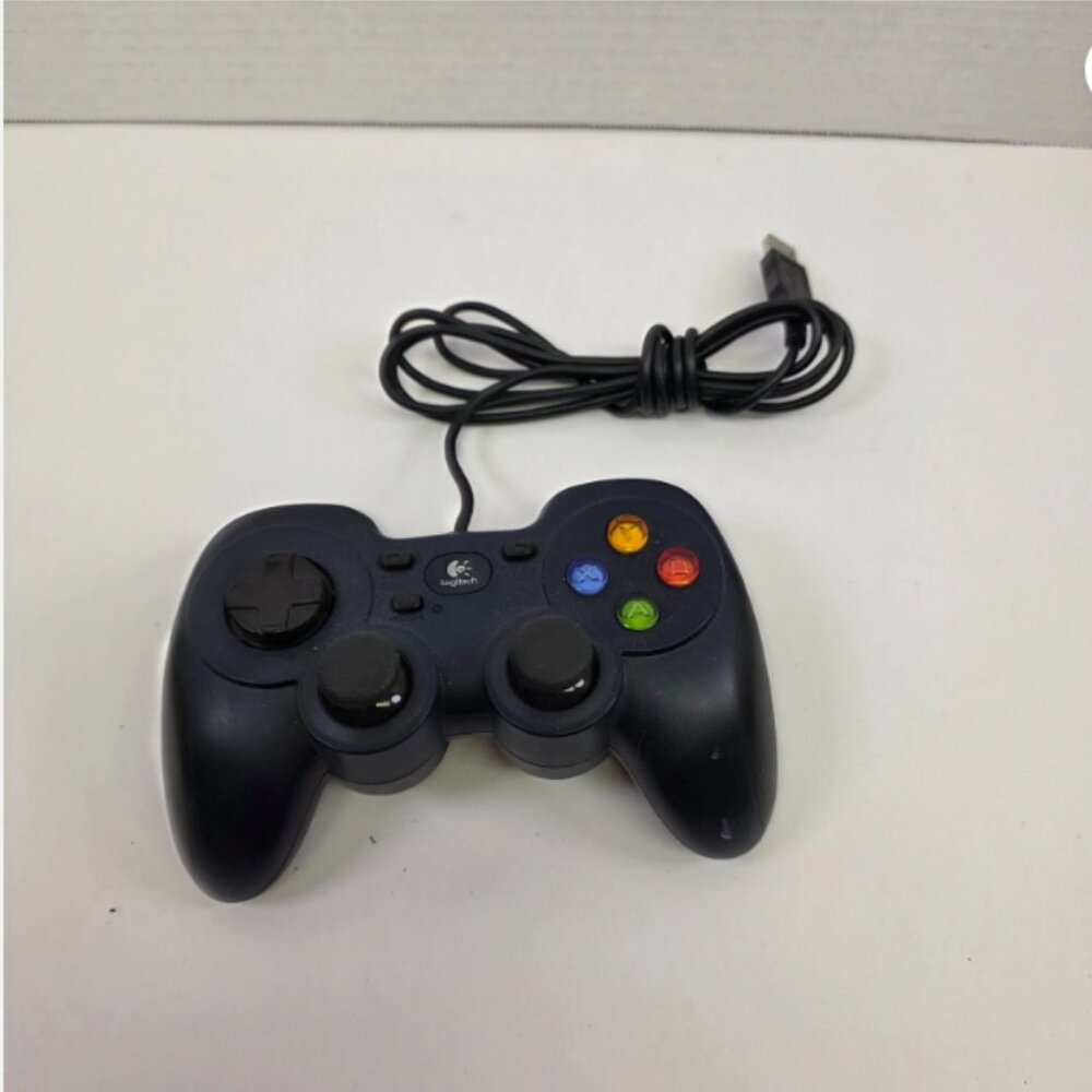 Logitech Gamepad F310 PC Wired USB Controller - Pre-Owned